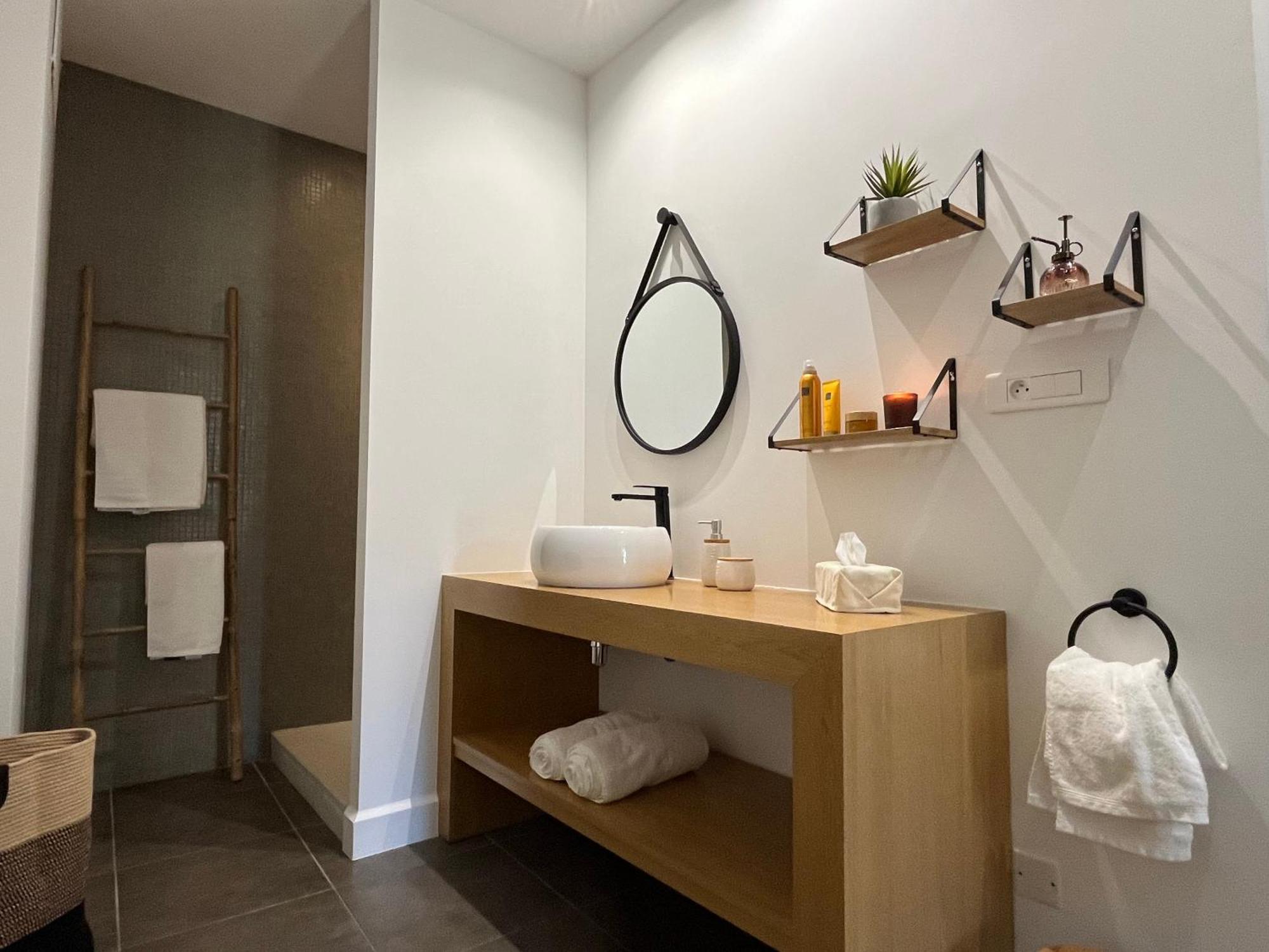 Les Gites De Monte Blanco Les Chambre D'Hotes Montblanc ภายนอก รูปภาพ